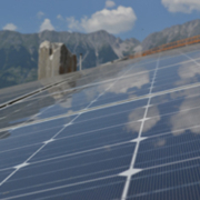 Eine Photovoltaik-Anlage in Tirol
